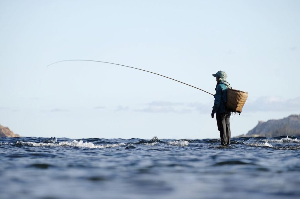 fishing, fisherman, fishing rod-5552310.jpg